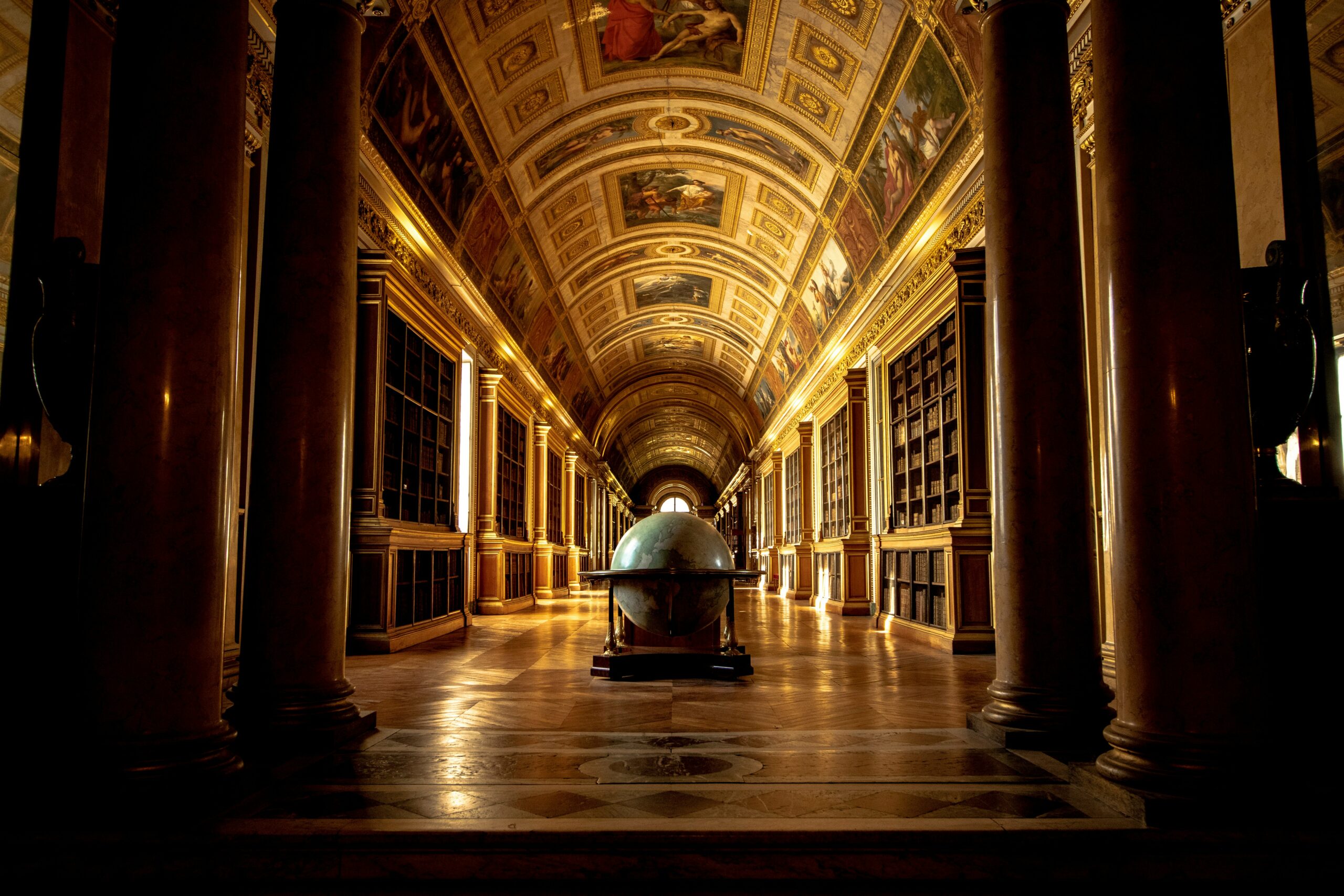 chateau fontainebleau. Featured image on cookie policy page